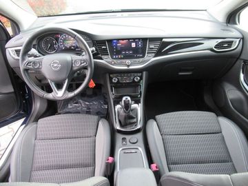 Car image 10