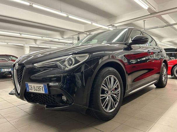 Alfa Romeo Stelvio 2.2 Diesel AT8 118 kW image number 1