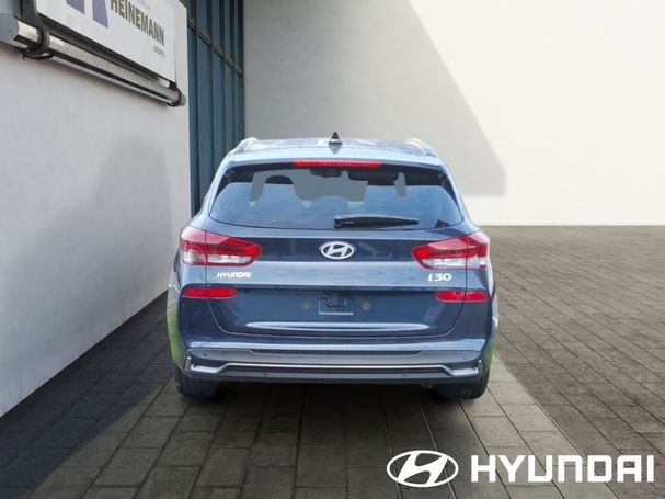 Hyundai i30 Kombi 1.0 Advantage DCT 74 kW image number 3