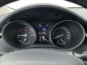 Car image 12