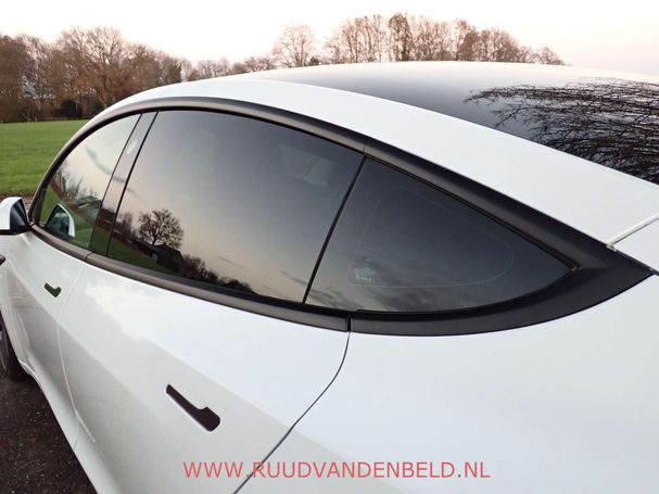 Tesla Model 3 Long Range AWD 324 kW image number 31