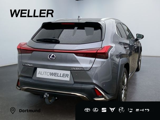 Lexus UX 250h 135 kW image number 17