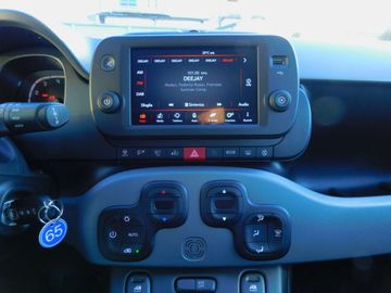 Car image 12