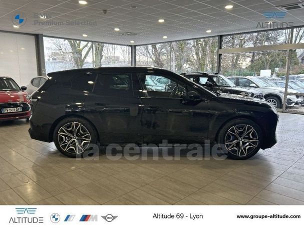 BMW iX xDrive40 240 kW image number 18