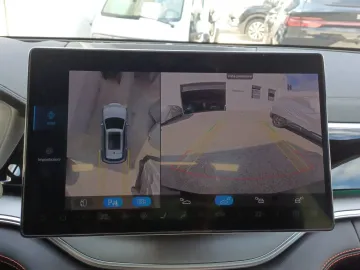Car image 26