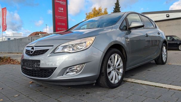 Opel Astra 1.4 Turbo 150 Jahre Opel 103 kW image number 1