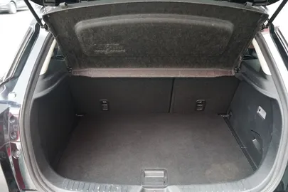 Car image 37