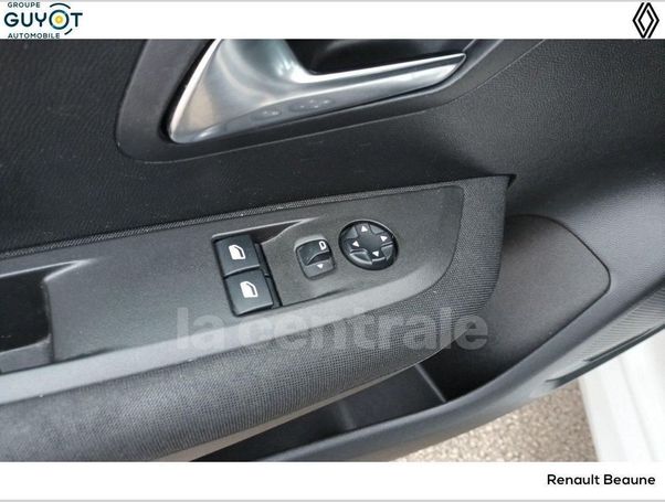 Peugeot 208 BlueHDi 100 Active 75 kW image number 37