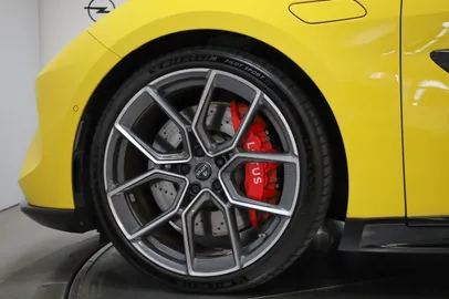 Car image 36