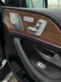 Car image 39