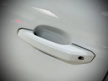 Car image 37