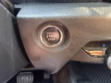 Car image 48