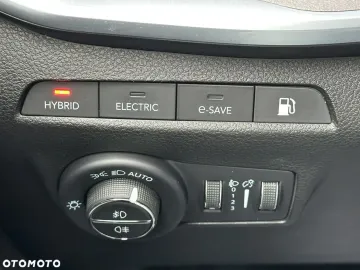 Car image 35