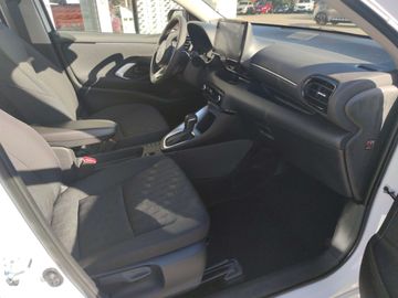 Car image 10