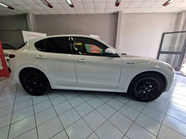 Alfa Romeo Stelvio 2.2 Q4 154 kW image number 6