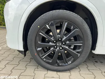 Car image 32