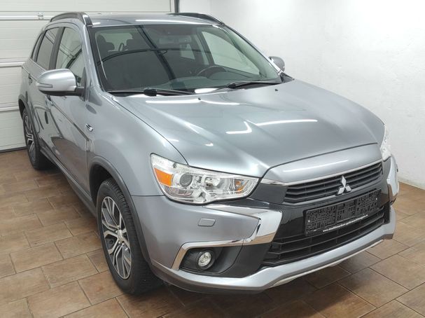 Mitsubishi ASX 2.2 DI-D 4WD 110 kW image number 3