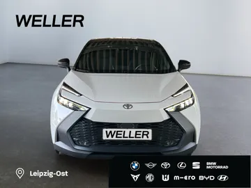Car image 3