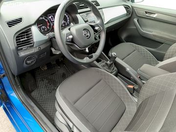 Car image 10