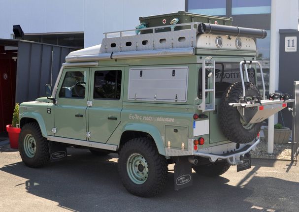 Land Rover Defender 110 90 kW image number 2