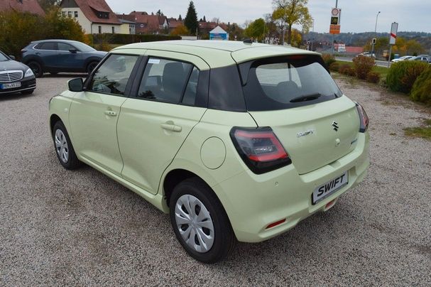 Suzuki Swift 1.2 Dualjet Hybrid Club 61 kW image number 7