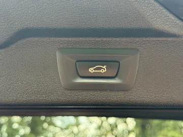 Car image 35