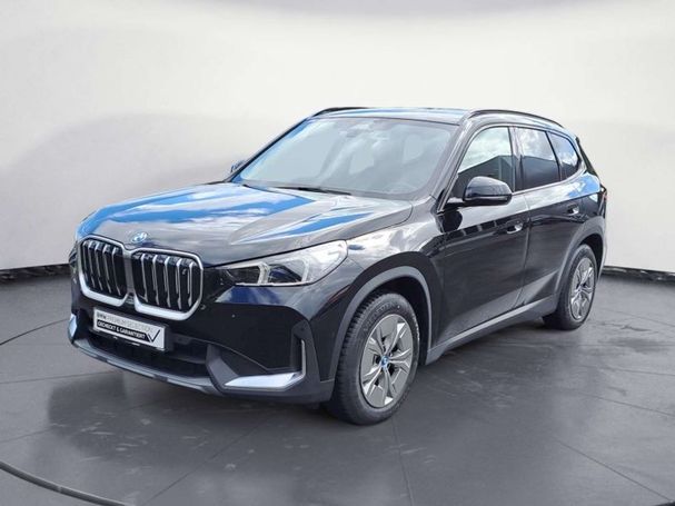 BMW iX1 xDrive30 230 kW image number 1