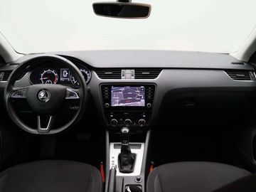 Car image 30