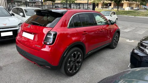 Car image 29