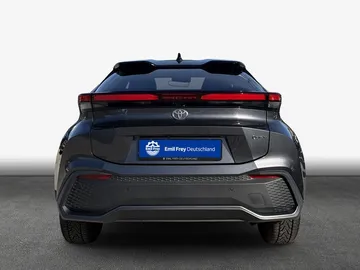 Car image 4