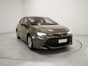 Car image 12