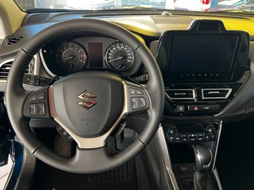 Car image 14