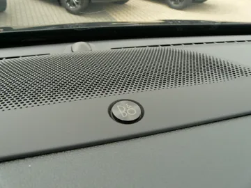 Car image 36
