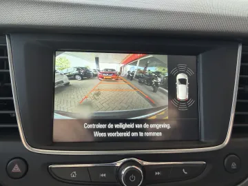 Car image 42