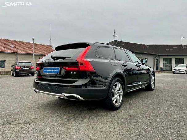 Volvo V90 Cross Country D4 AWD 140 kW image number 5