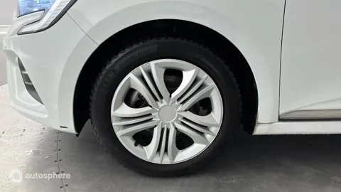 Car image 20