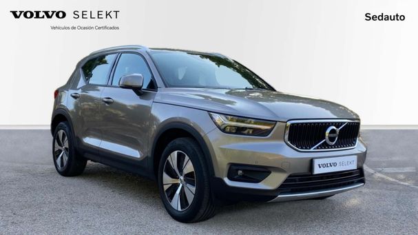 Volvo XC40 T3 Momentum Pro 120 kW image number 6