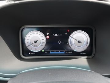 Car image 23