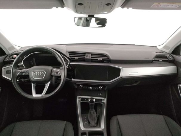 Audi Q3 35 TFSI S tronic Business 110 kW image number 27