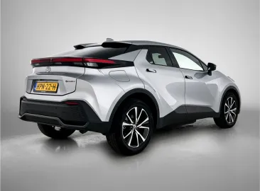 Car image 2