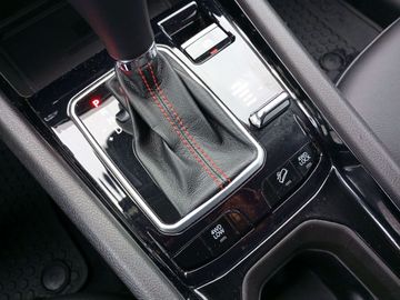 Car image 30