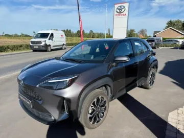 Car image 24