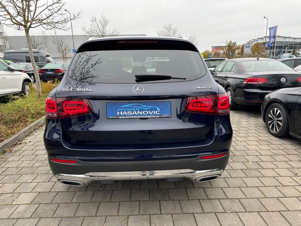 Mercedes-Benz GLC 300 e 4Matic 235 kW image number 11