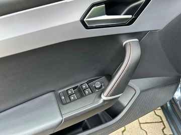 Car image 24