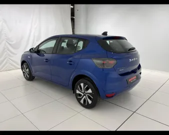 Car image 2