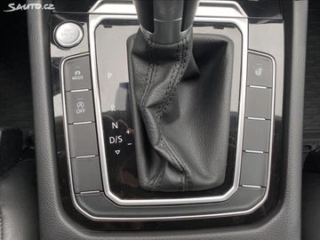 Car image 37