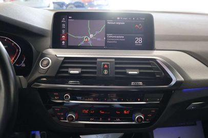 Car image 38