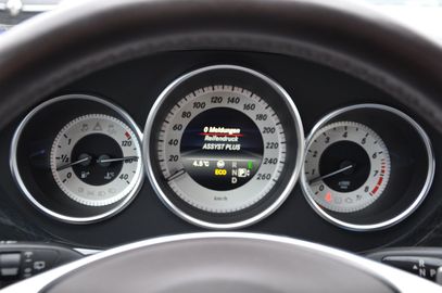 Car image 36