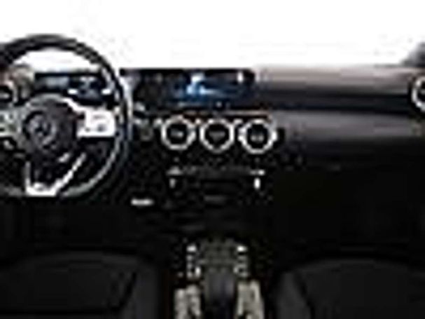 Mercedes-Benz CLA 180 100 kW image number 6