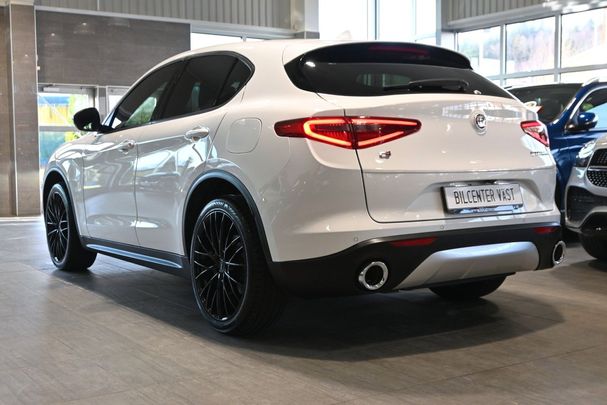 Alfa Romeo Stelvio 2.0 Turbo 16V Super 149 kW image number 4